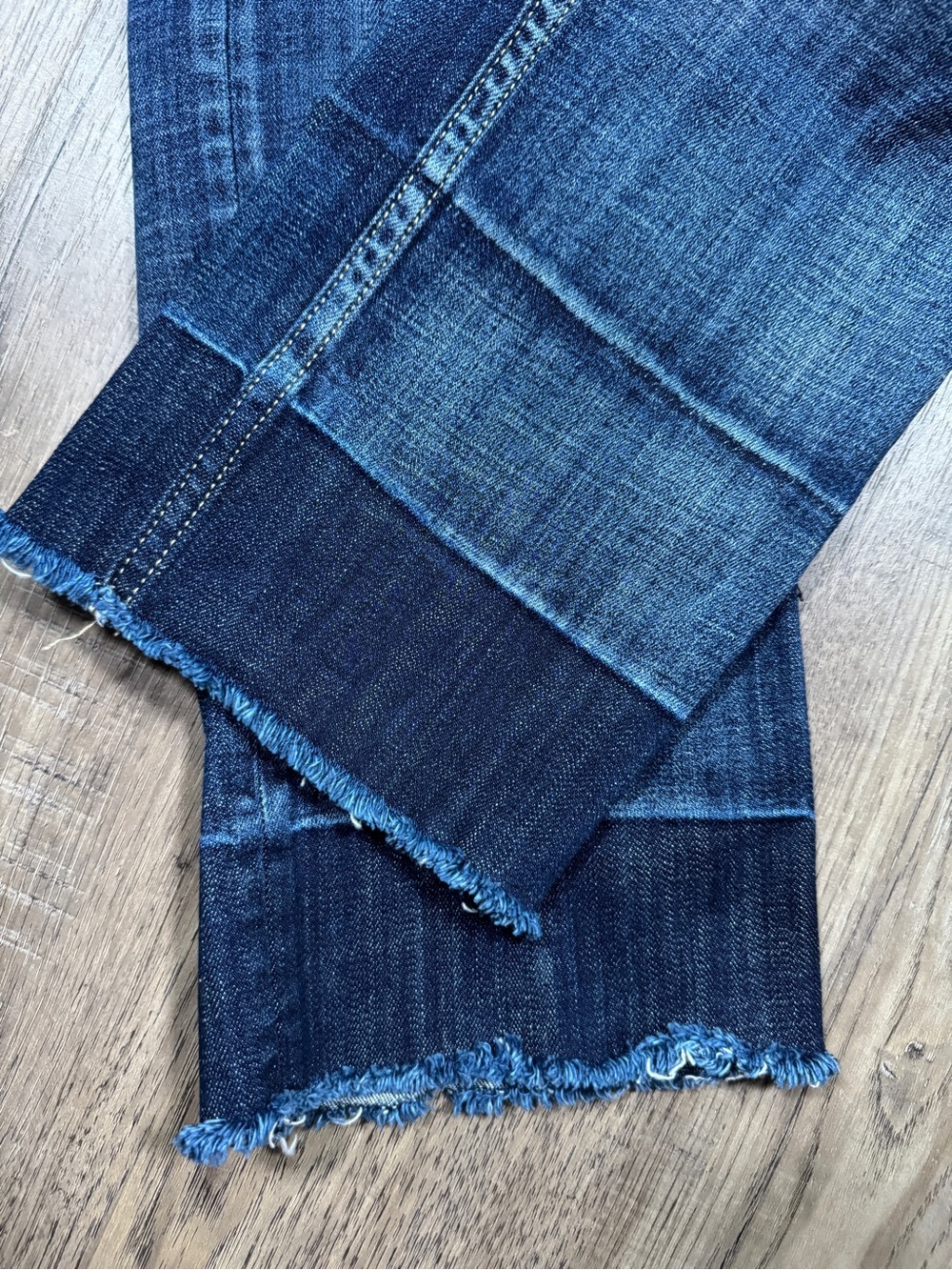 Vigoss THE JAGGER Straight Women's Distressed Button Fly Jeans - Size W27 / L26 - Picture 14 of 14